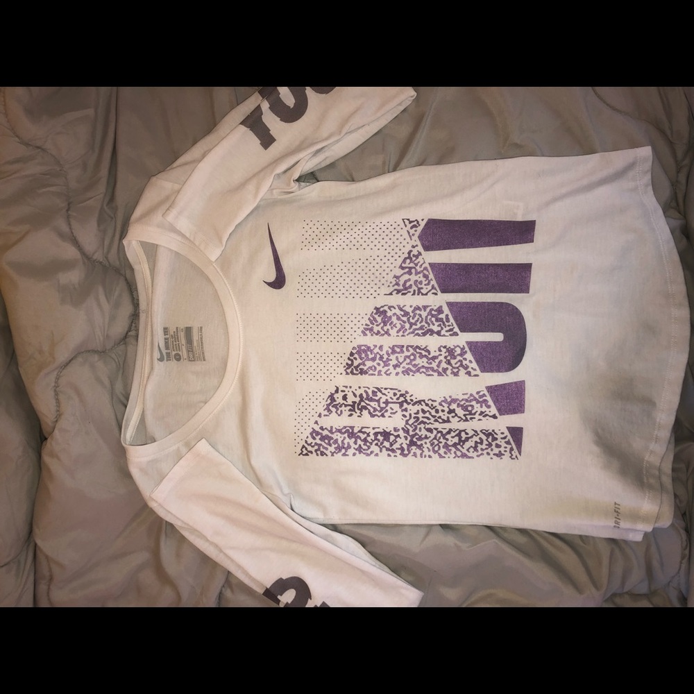 Nike work out shirt